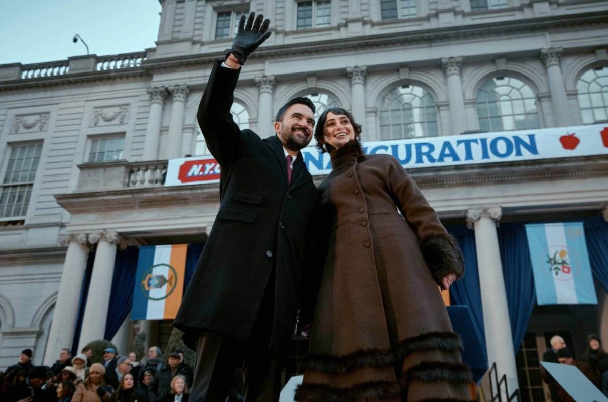 Zohran Mamdani, junto a su esposa, Rama Duwaji