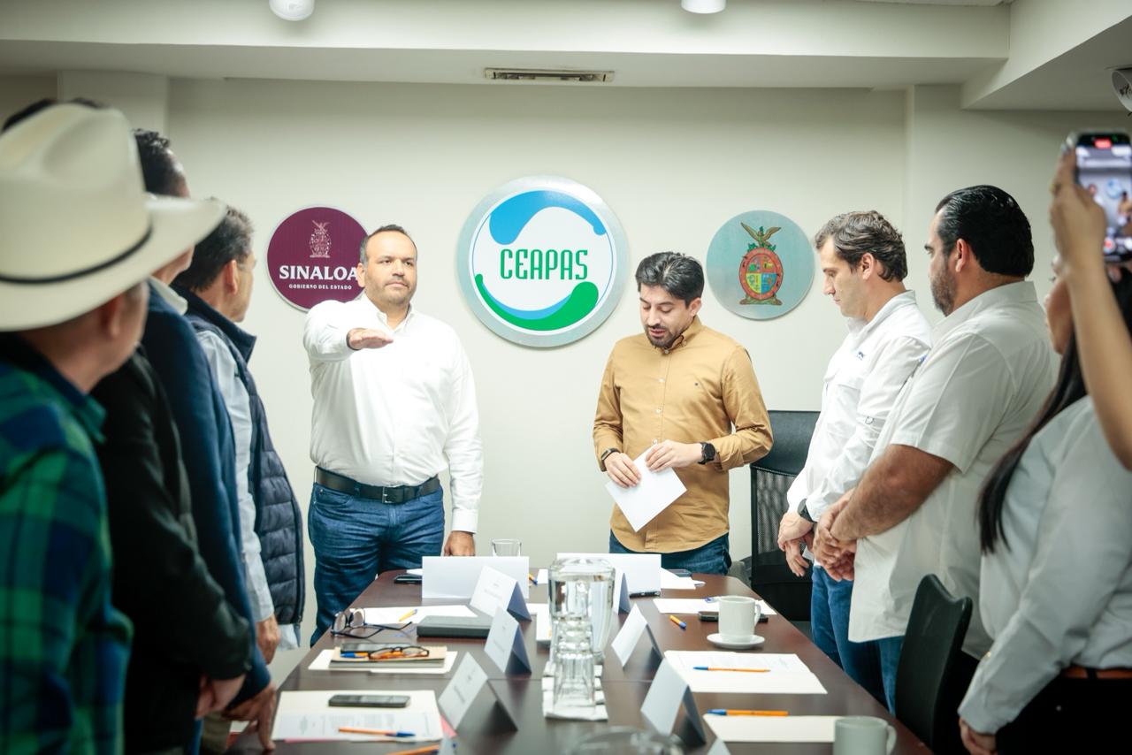 Abraham Bello Esquivel rinde protesta como titular de Ceapas en Sinaloa