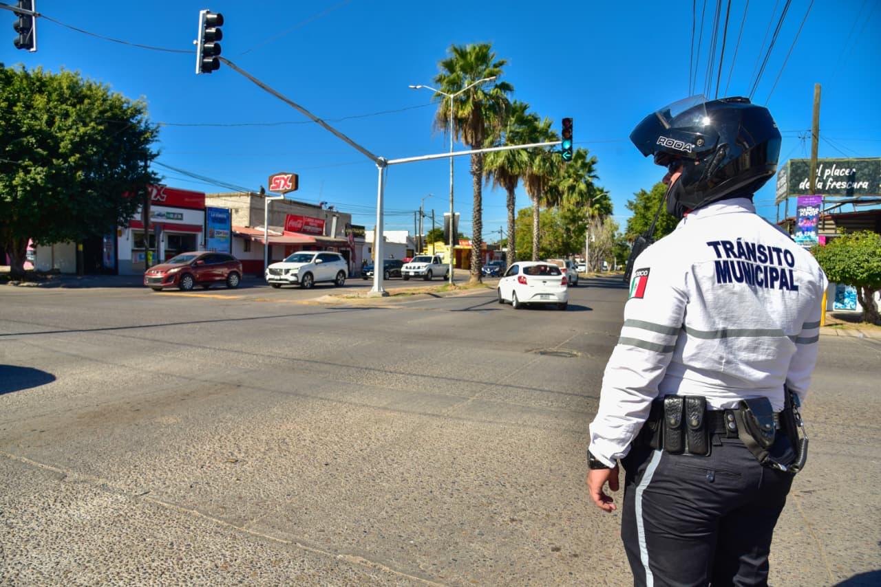 Ya está funcionando semáforo en conflictivo crucero de Pedro Anaya y Leyva en Los Mochis