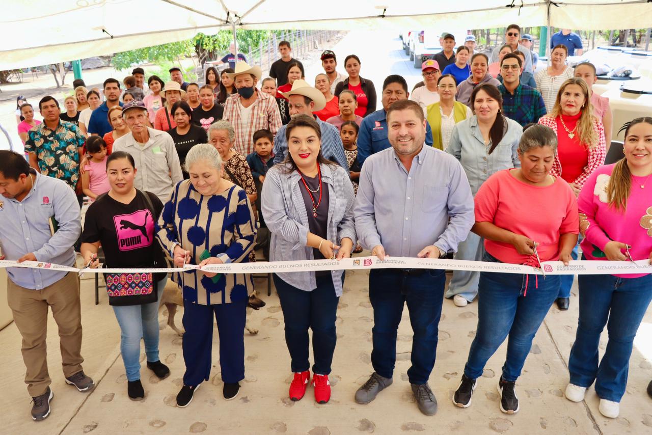 Alcalde de Badiraguato lleva obras y apoyos al Varejonal