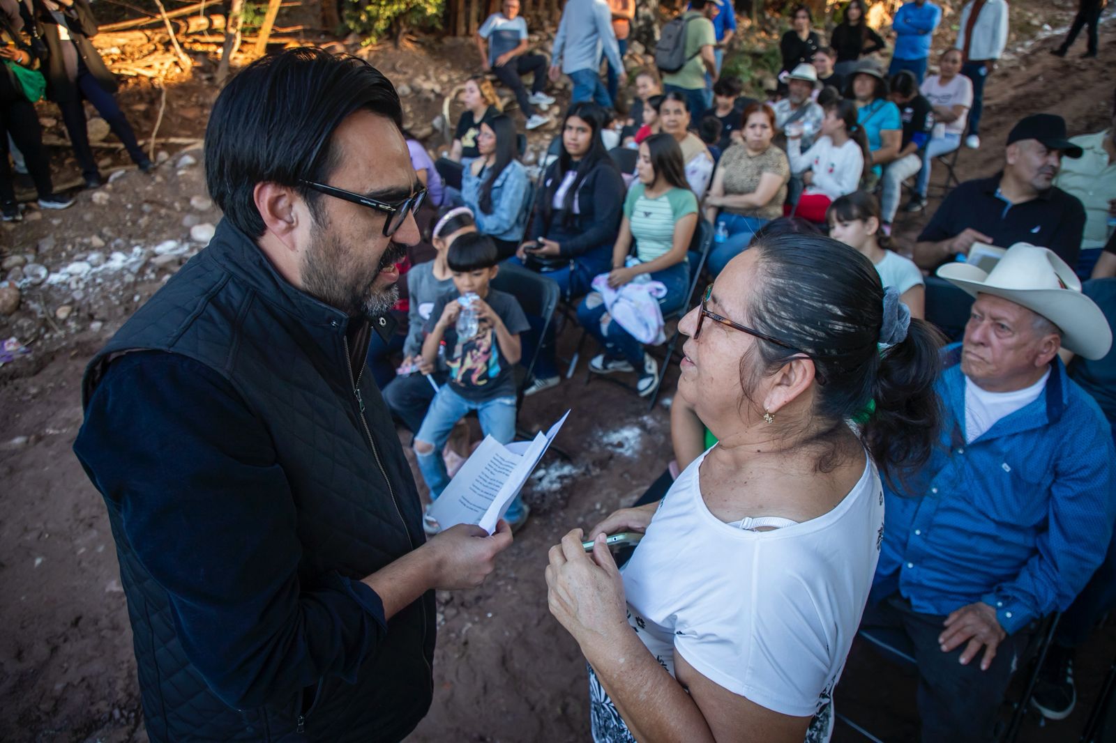 Alcalde de Culiacán inicia pavimentación en colonias 16 de Septiembre y Jesús Valdez Aldama