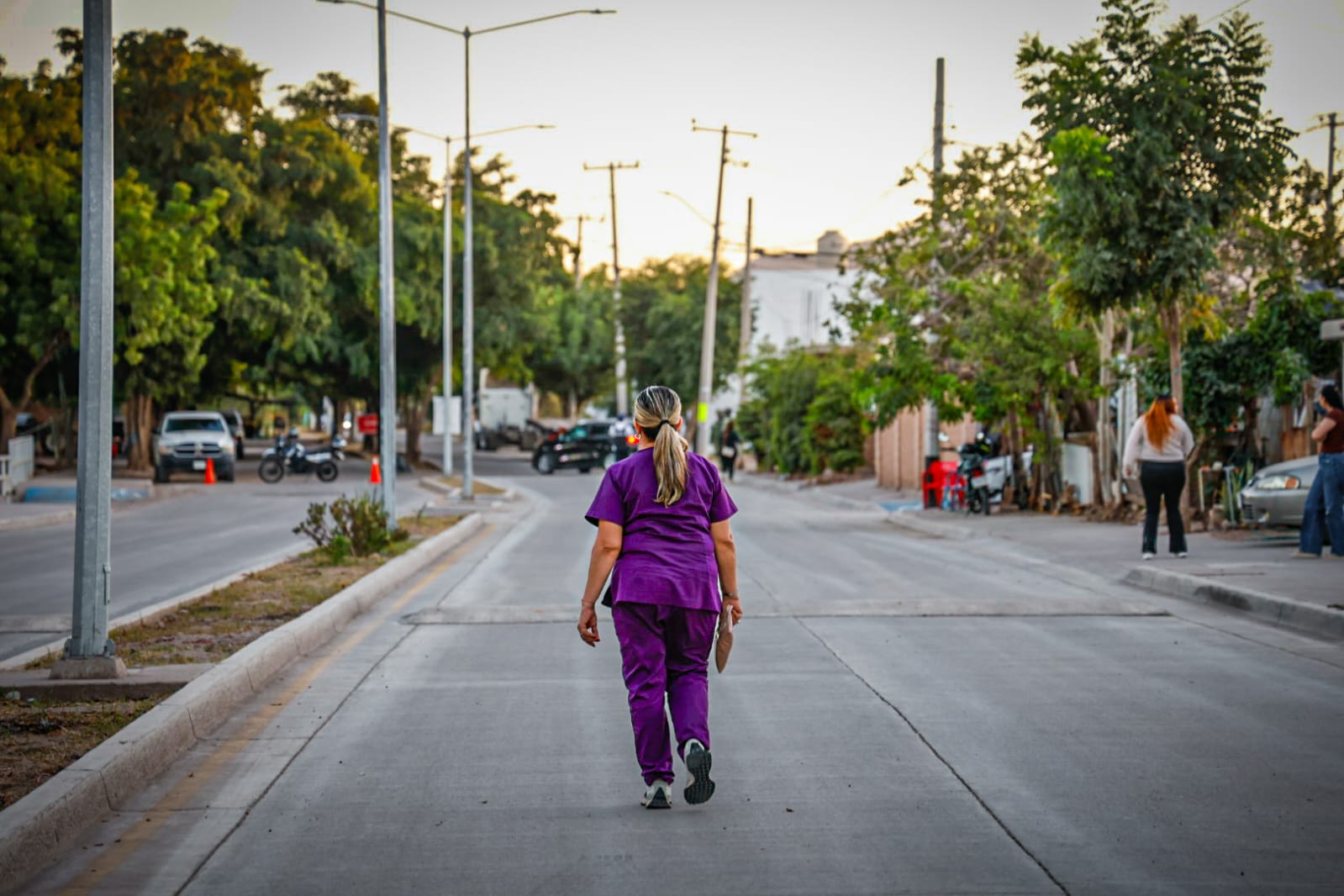 Entregan calle pavimentada en la colonia 21 de Marzo, en Culiacán