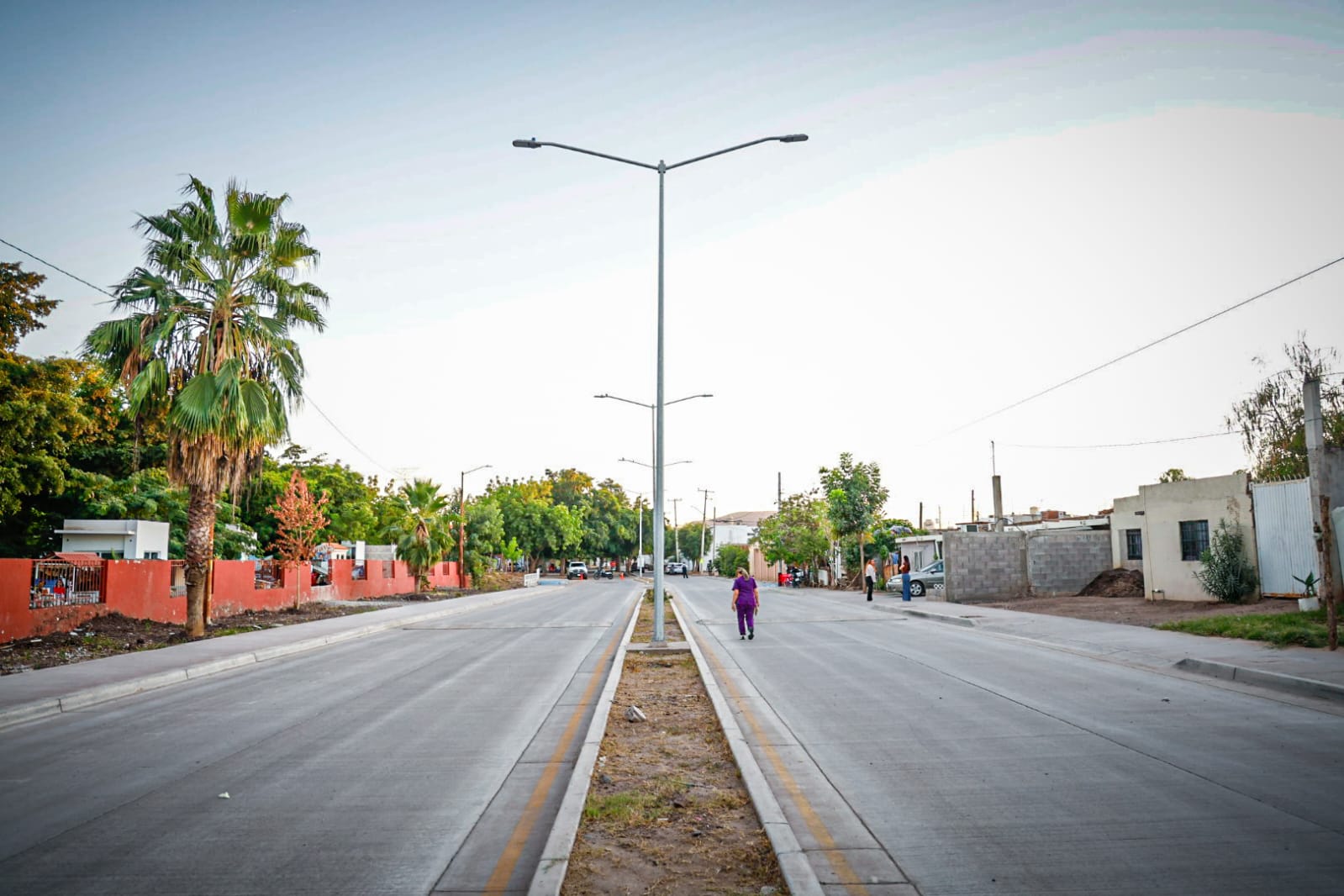 Entregan calle pavimentada en la colonia 21 de Marzo, en Culiacán