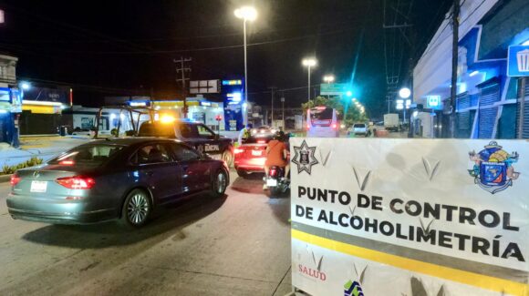 Sancionan a 12 conductores por dar positivo en el alcoholímetro el fin de semana en Mazatlán, Sinaloa
