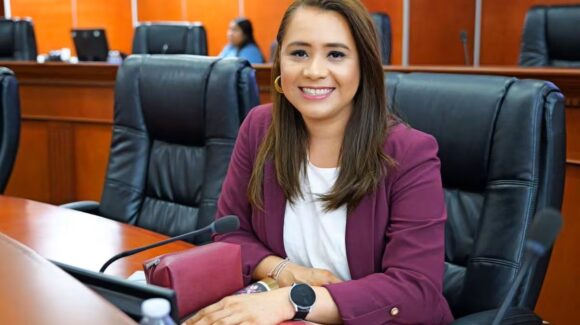 Diputada Alejandra María Ang Hernández confirma retención en garita de EE.UU.; dinero era para comprar un auto