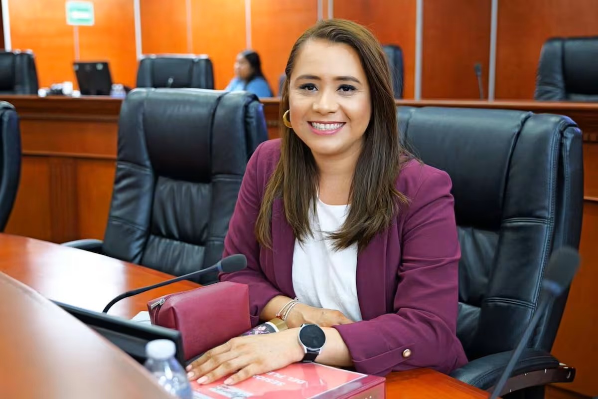 Alejandra Ang Hernández