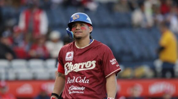 El sinaloense Alejandro Osuna se prepara rumbo al Clásico Mundial de Beisbol 2026