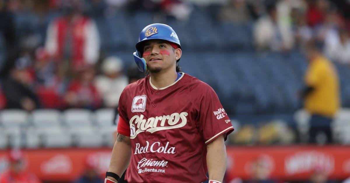 alejandro osuna se prepara rumbo al clasico mundial de beisbol 2026