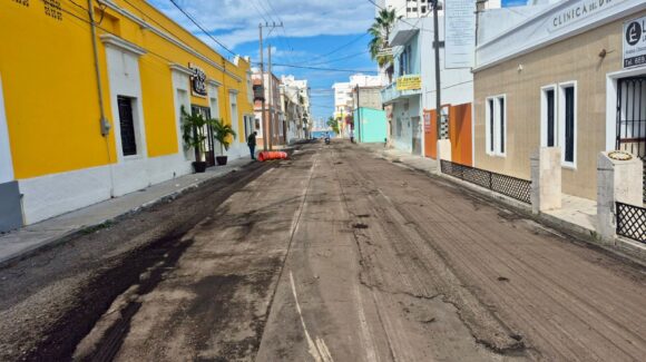¡Atención en Mazatlán, Sinaloa! Este lunes cerrarán calle 5 de Mayo por trabajos de reencarpetado
