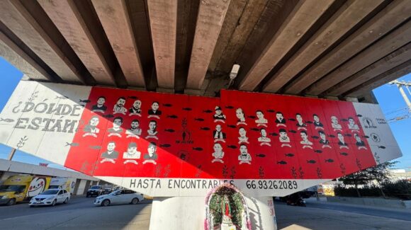 Instalan altar a la Virgen de Guadalupe en mural de desaparecidos en Mazatlán, Sinaloa; Colectivo Por las Voces Sin Justicia pide cuidarlo