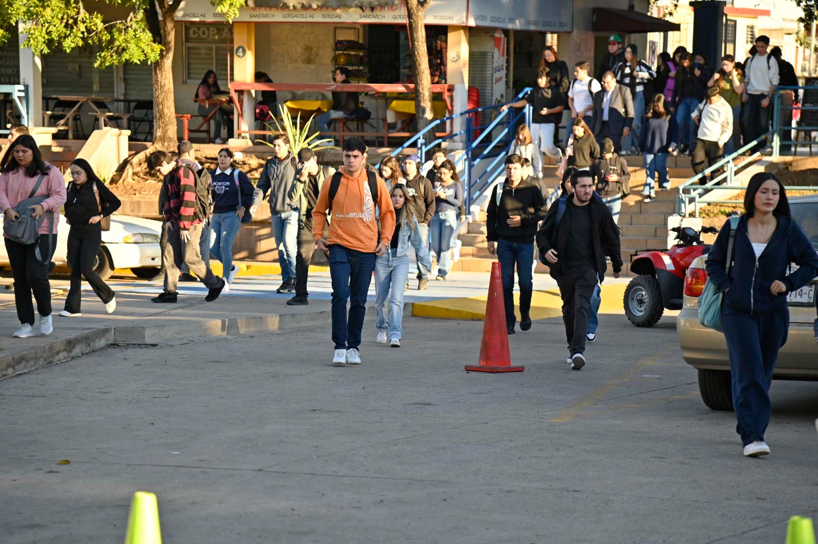 Alumnos de la UAS