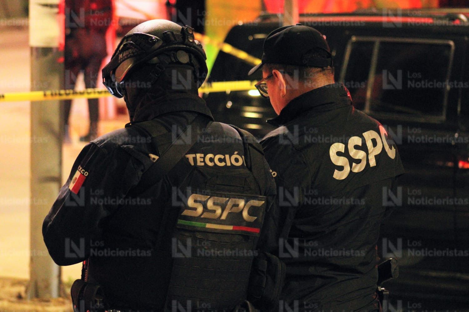 Elementos federales resguardan domicilio donde un explosivo fue arrojado en Mazatlán