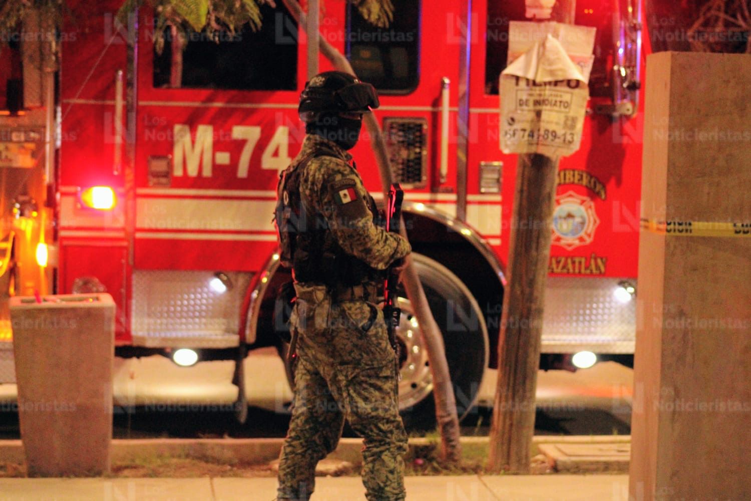 Elementos federales resguardan domicilio donde un explosivo fue arrojado en Mazatlán