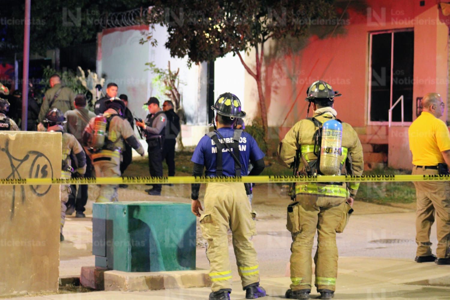 Bomberos acudieron a controlar el incendio