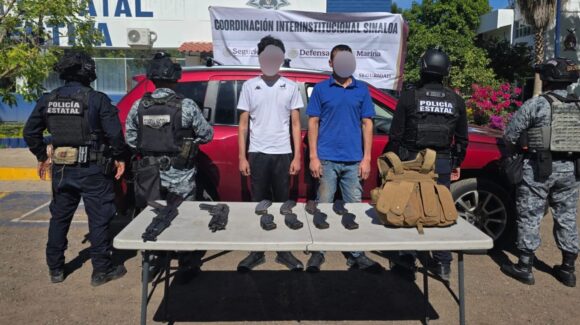 Dos detenidos, armas AK-47 y un vehículo robado, lo decomisado en operativo en Las Quintas, Culiacán, confirma SSPE