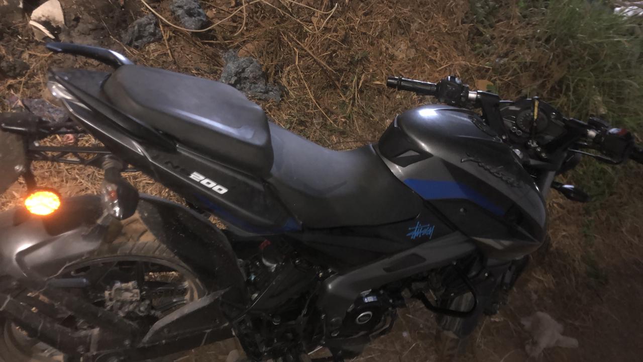 Aseguran motocicleta abandonada en Mazatlán