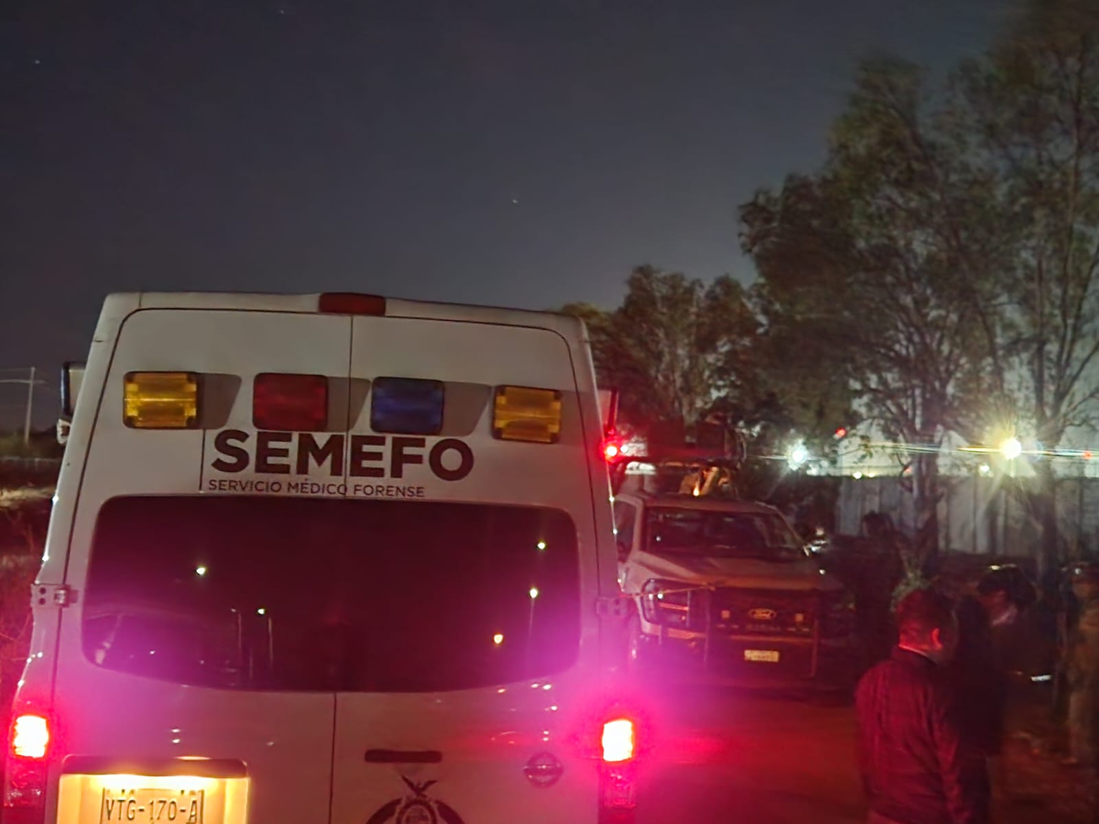 Unidad de la Semefo levantan cuerpo de hombre asesinado