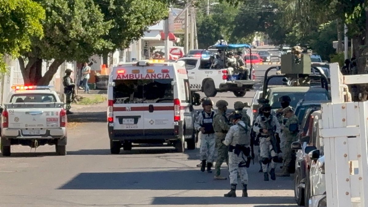 ataque a balazos en pleno centro de culiacan ambulancia