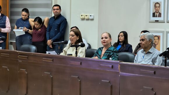 Cabildo de Mazatlán aprueba eliminación de organismos de transparencia; oposición acusa retroceso democrático