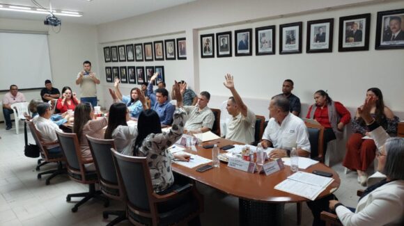 Donación de terreno de unidades médicas en Guamúchil, Sinaloa causa controversia en Cabildo