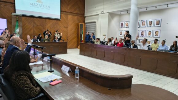 Cabildo de Mazatlán aprueba programa anual de 167 obras públicas para este 2026
