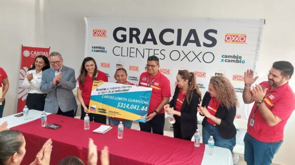En beneficio de los más vulnerables; Cáritas Lomita Guamúchil recibe más de 314 mil pesos del redondeo OXXO