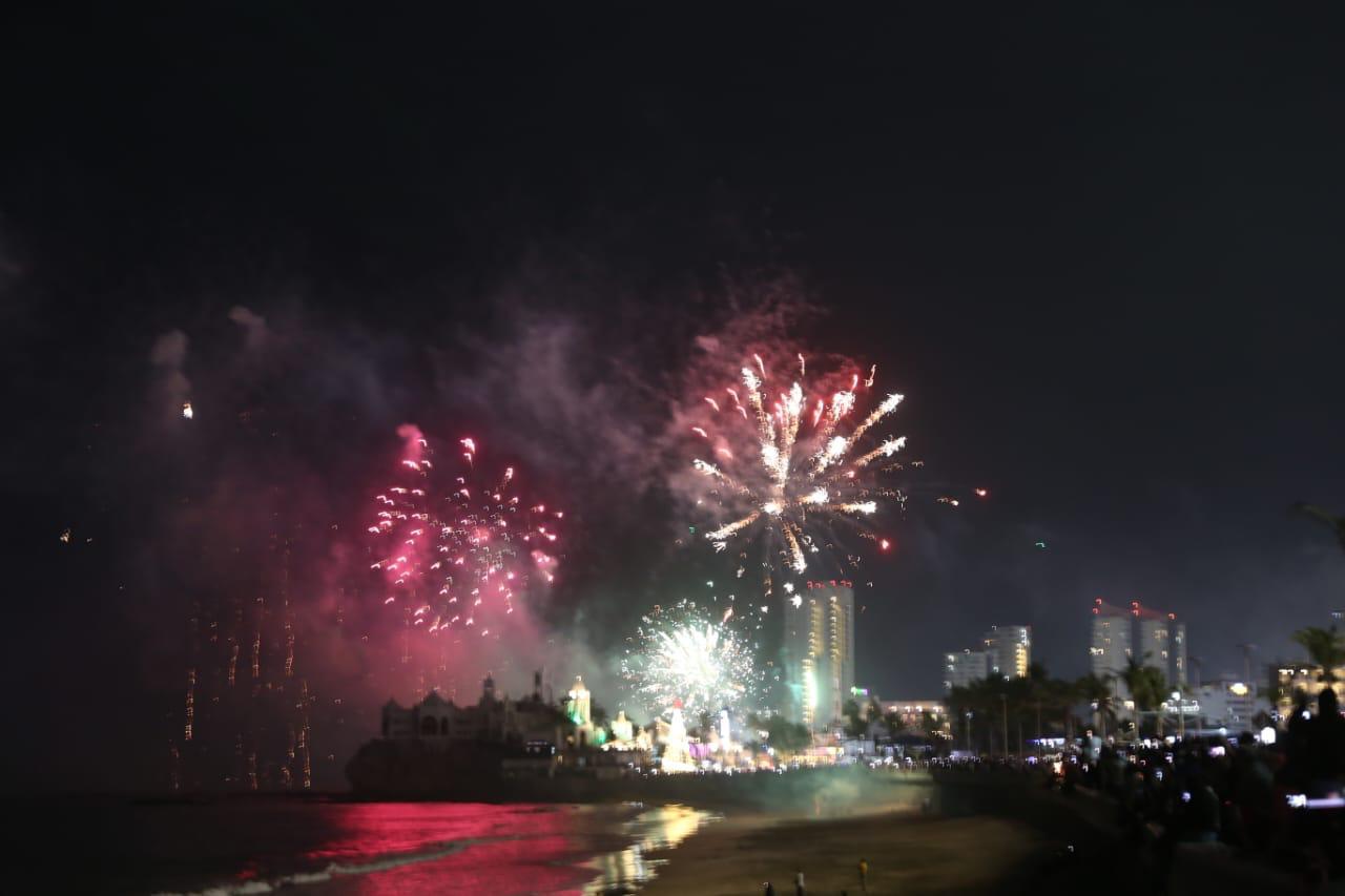 celebracion del año nuevo en mazatlan