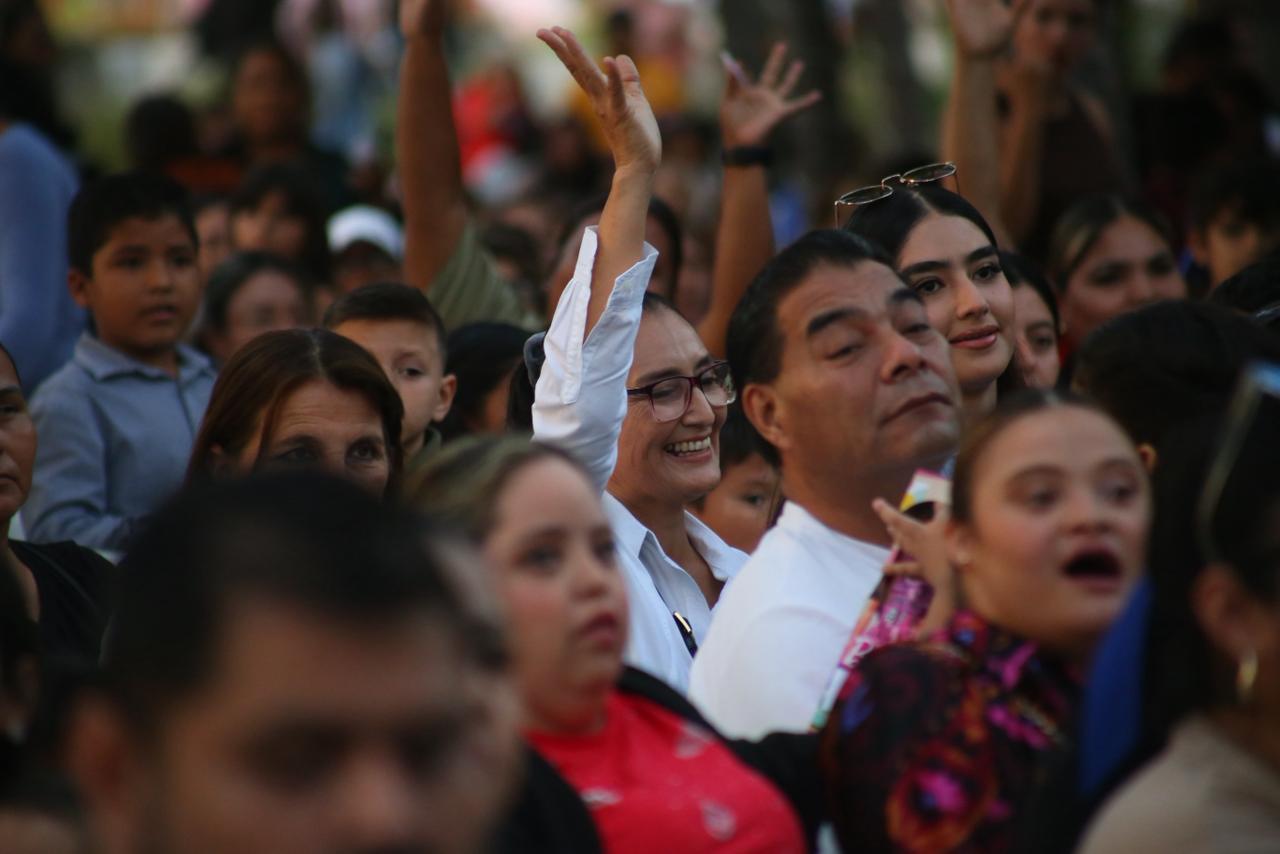 Celebran Día de Reyes en Mazatlán