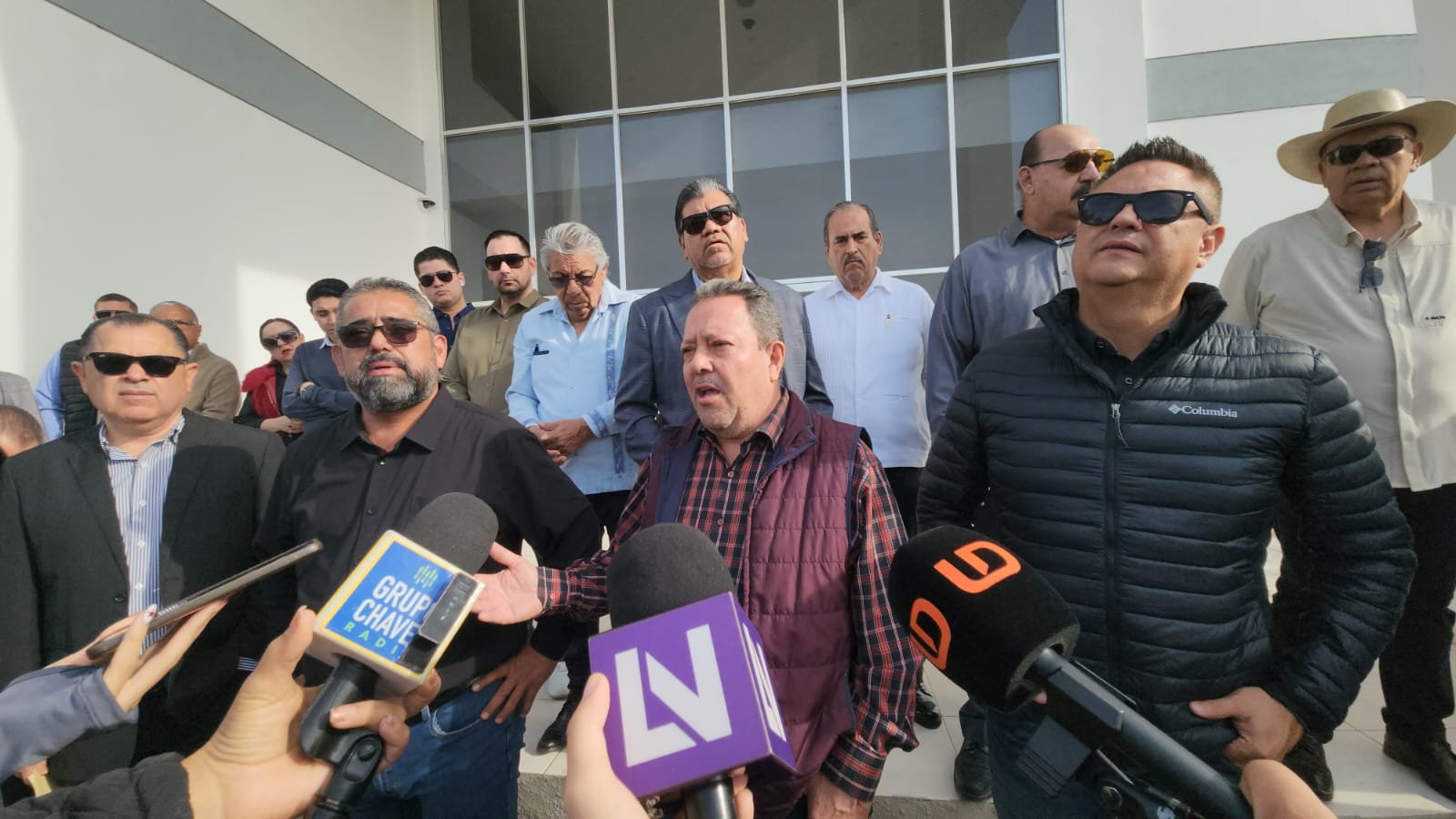 Manifestación de abogados en el Centro de Justicia Penal en Guasave
