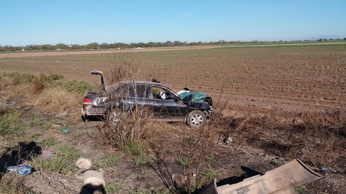 choque deja a 5 personas lesionadas en el arrizo ahome lugar
