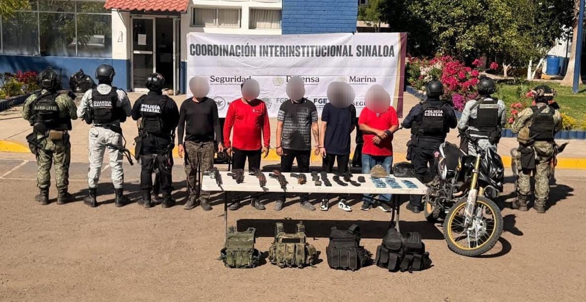 Civiles armados detenidos en Barrancos, Culiacán, Sin.