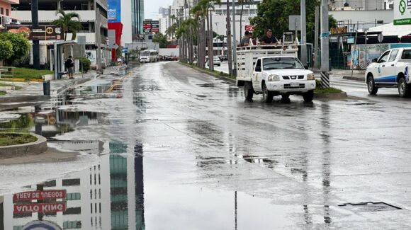 Será fin de semana de precipitaciones para Mazatlán, Sinaloa; de 25 a 50 mm de agua advierte PC