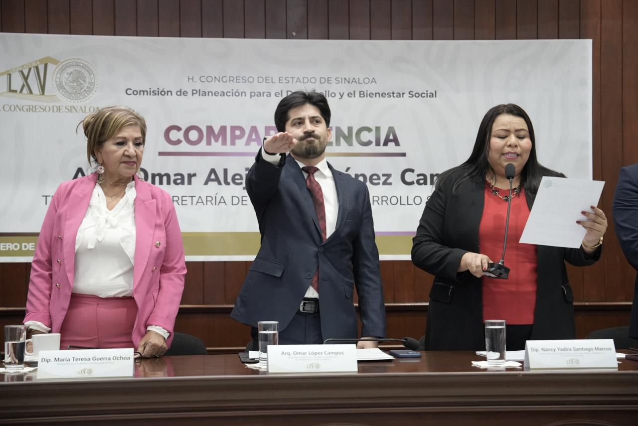 Comparece el secretario de Sebides ante el Congreso de Sinaloa