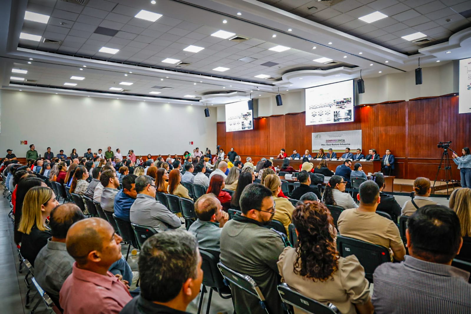 Comparece secretario de Seguridad en Sinaloa, Óscar Rentería Schazarino, ante el Congreso estatal