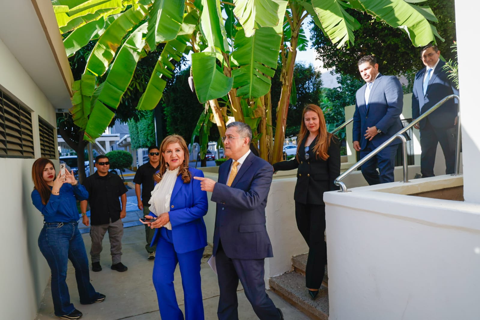 Comparece secretario de Seguridad en Sinaloa, Óscar Rentería Schazarino, ante el Congreso estatal