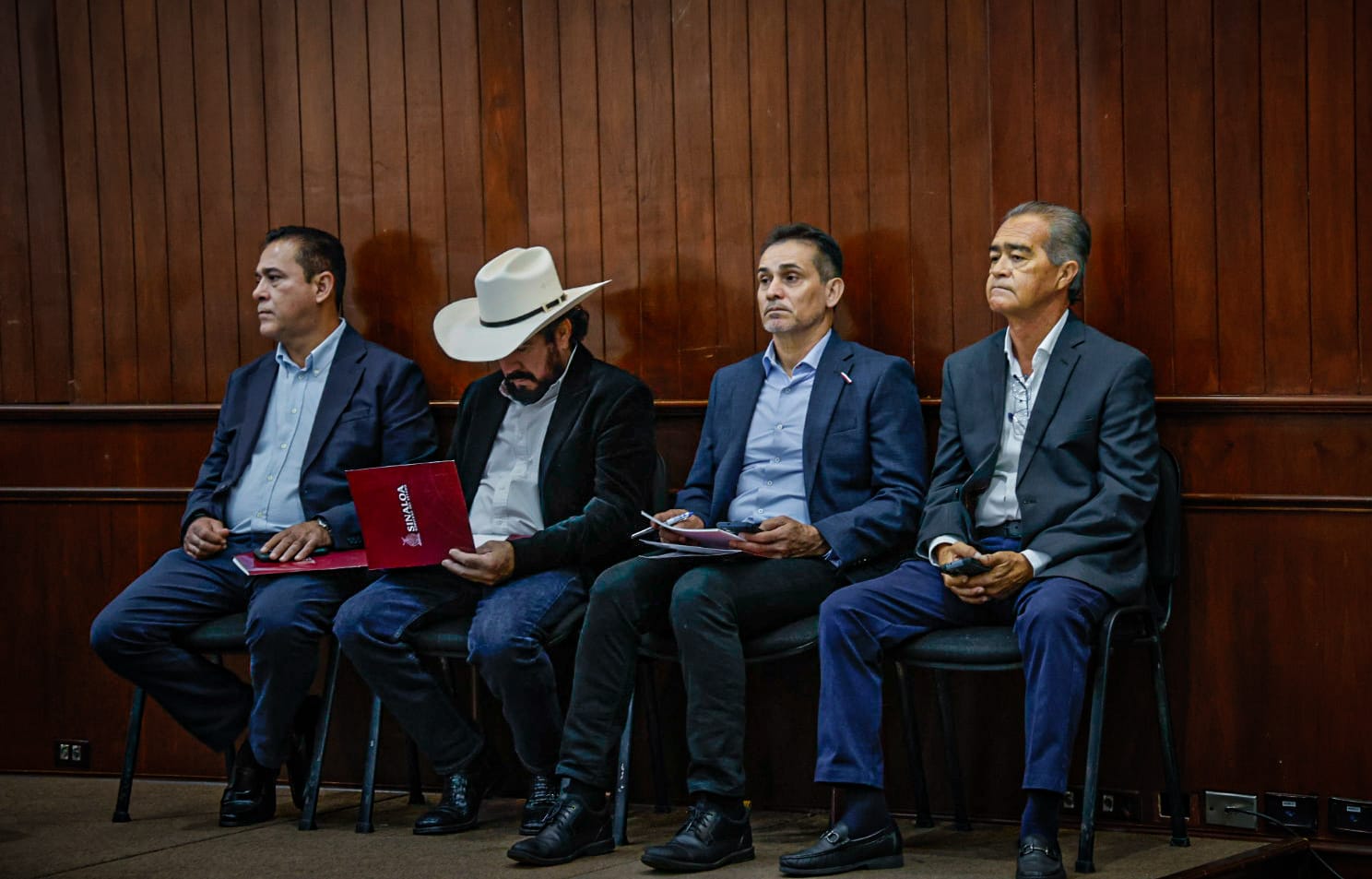 Comparecencia ante las diputadas y los diputados del Congreso del Estado