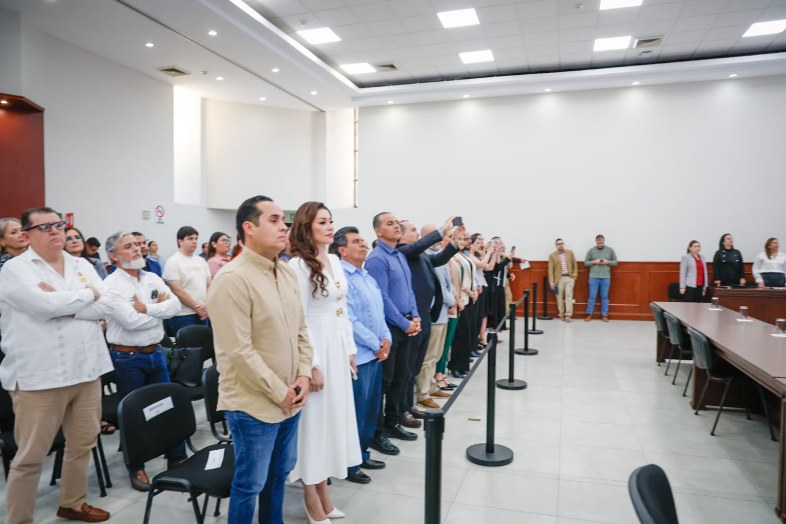 Mireya Sosa, secretaria de Turismo en Sinaloa, comparece ante el Congreso local