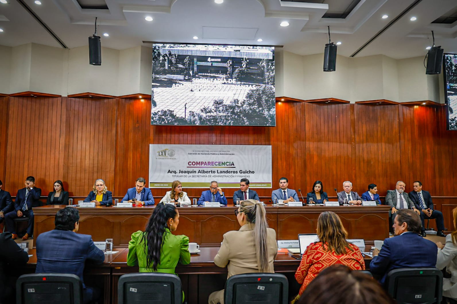 Joaquín Alberto Landeros Güicho, compareció ante integrantes de la LXV Legislatura del Congreso del Estado