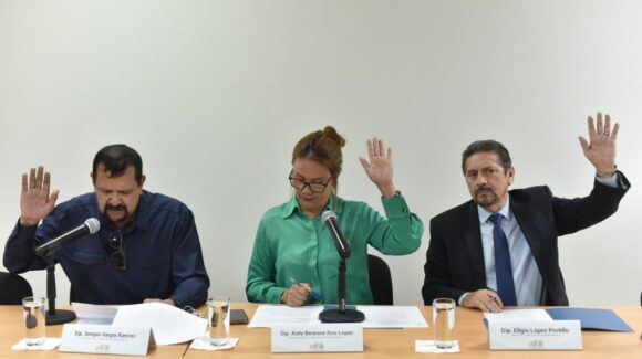Congreso de Sinaloa revisa iniciativa para reforzar seguridad en planteles educativos