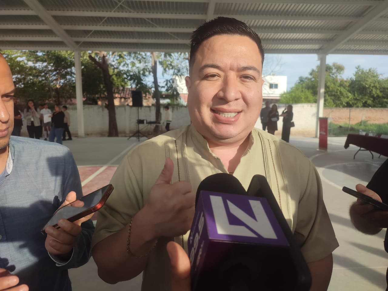 continuan los apoyos en mazatlan