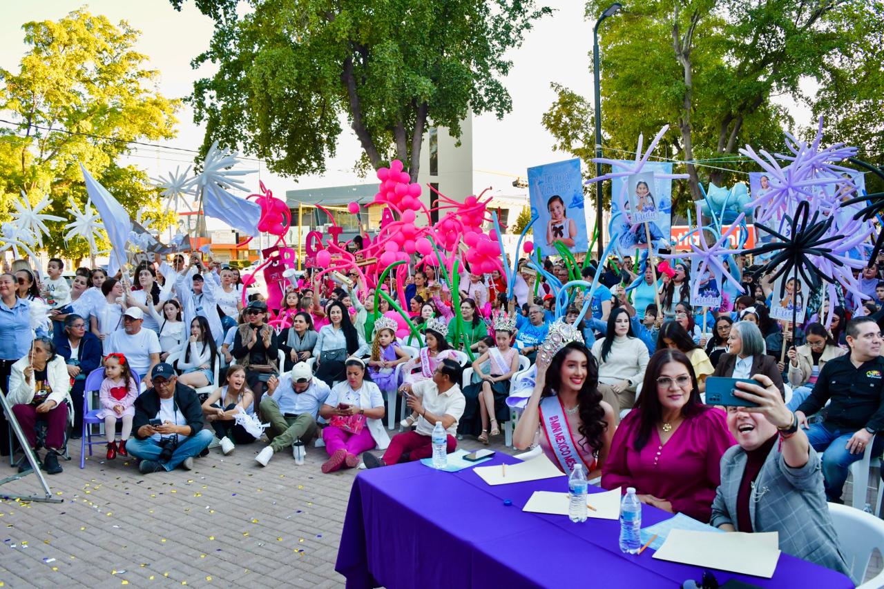 Coronan a las Embajadoras de la Niñez del Carnaval de Guamúchil
