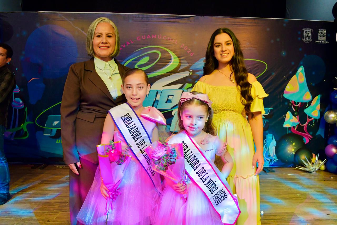 Coronan a las Embajadoras de la Niñez del Carnaval de Guamúchil
