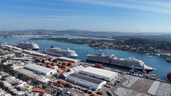 Triple arribo de cruceros marca un dinámico inicio de 2026 en el puerto de Mazatlán, Sinaloa