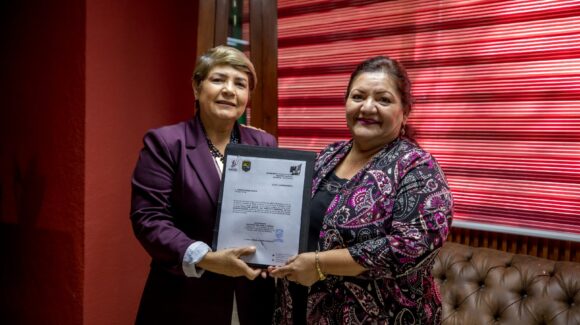 ¡Nuevo año, nuevos funcionarios! Alcaldesa formaliza cambio de dirección en el Immujeres Guasave, Sinaloa y otras áreas