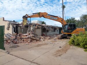 Demolición del antiguo IMSS de Guamúchil