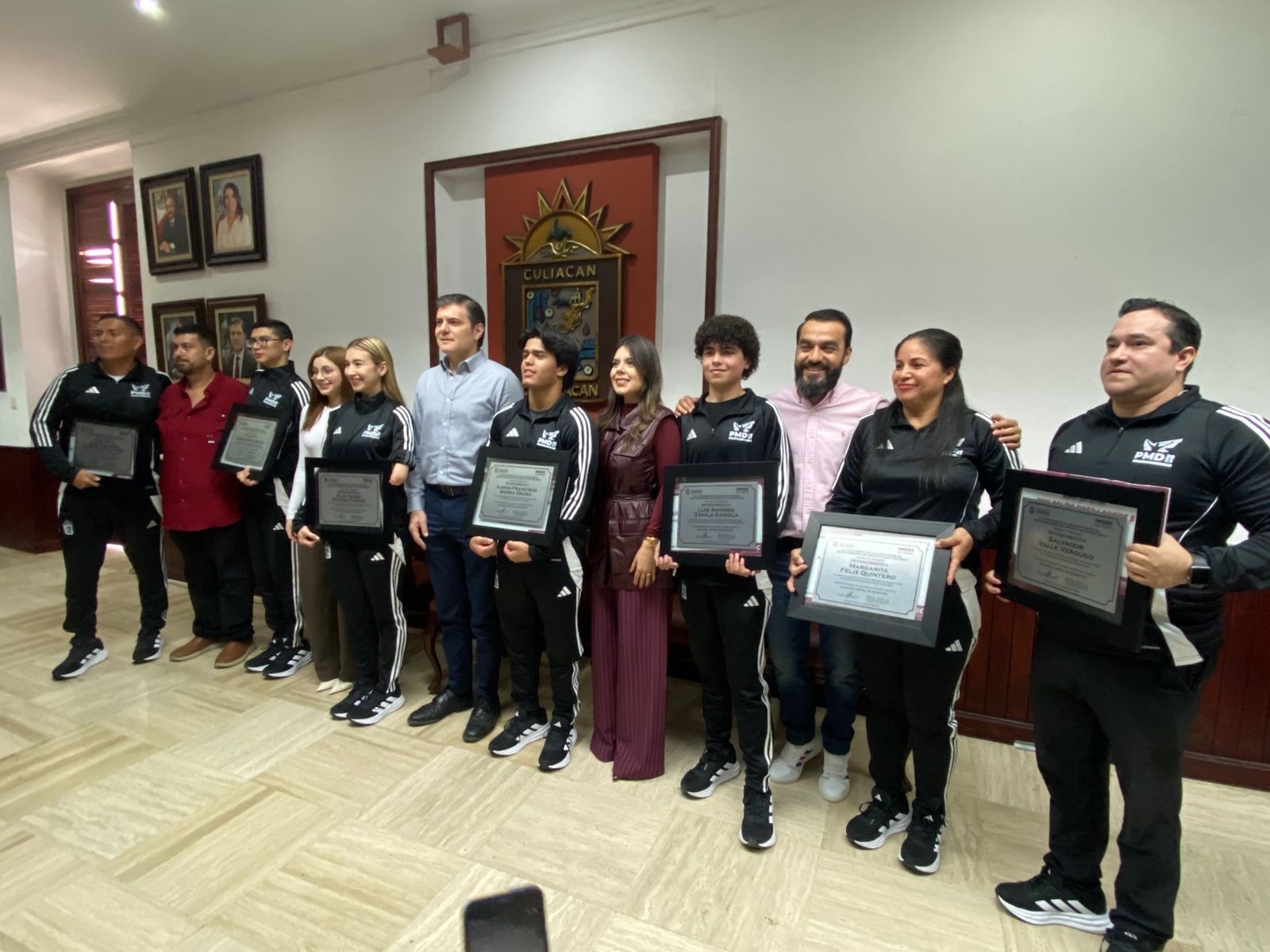 deportistas galardonados por el ayuntamiento de culiacan