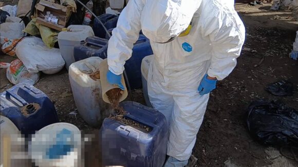Destaca Gobierno Federal destrucción de narcolaboratorio en Los Cedros de Culiacán, Sinaloa; aseguran más de 700 kg de droga