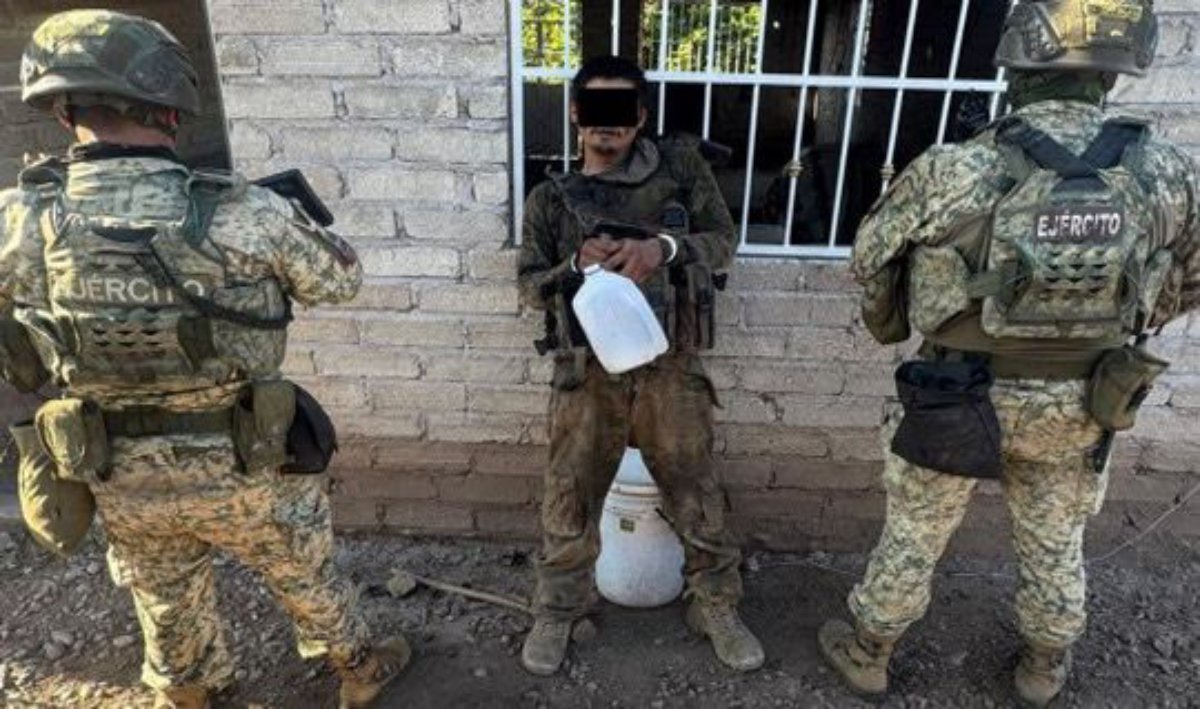 Hombre detenido en Escuinapa
