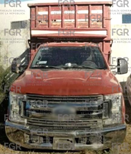 detenidos drogas y armas aseguradas