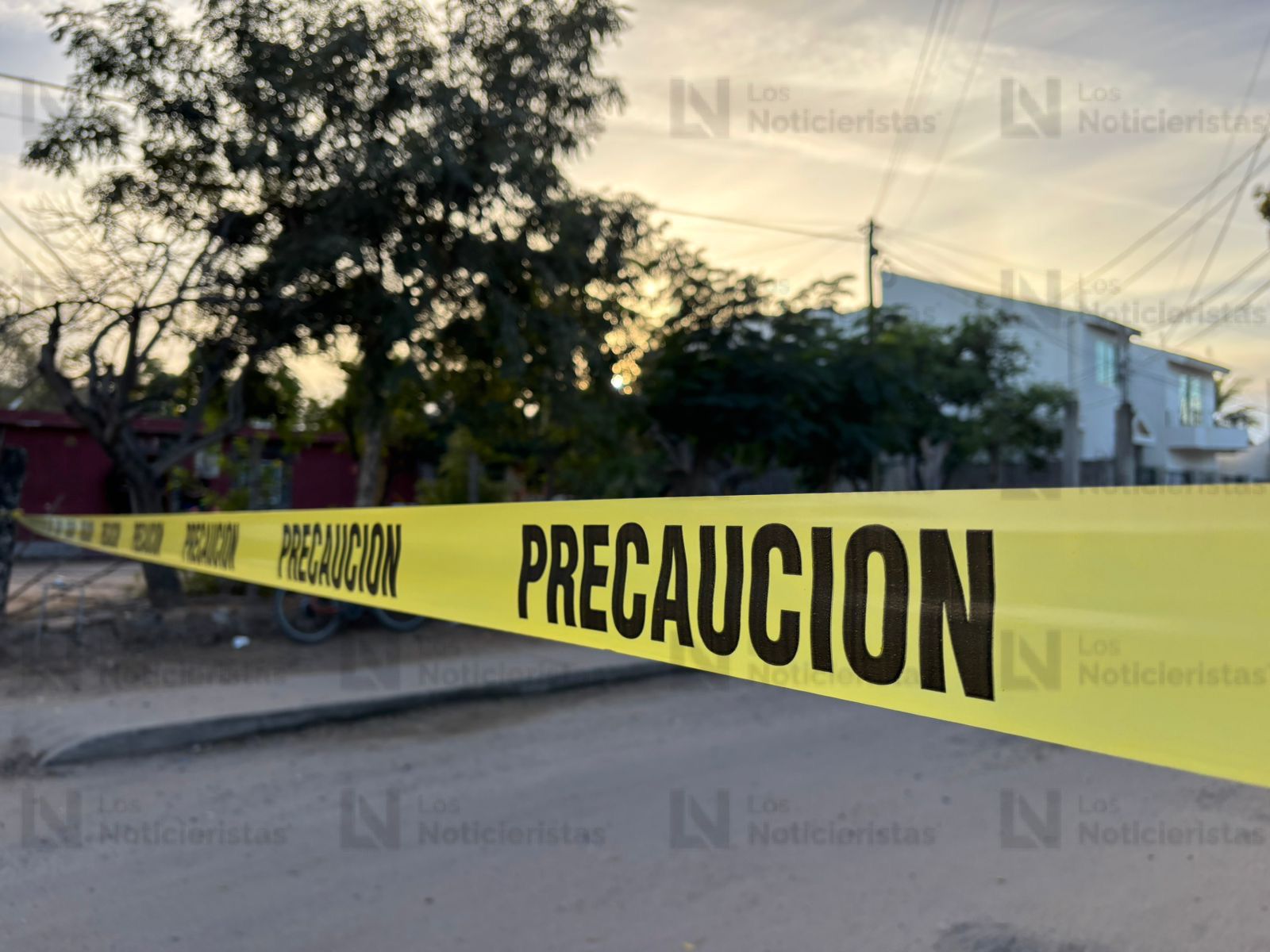 Asesinan a balazos a dos hombres en la comisaría de Bellavista en Culiacán